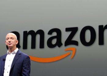 Amazon, via al progetto del primo wearable rivale di AirPods e Galaxy Buds