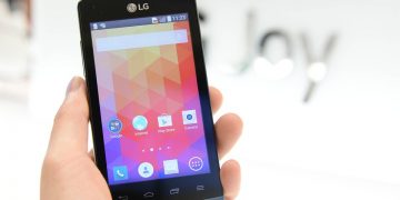 Lg brevetta lo smartphone allungabile