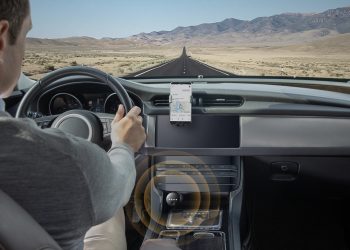 In viaggio con Google Assistant grazie a Roav Bolt, l’ultimo nato in casa Google