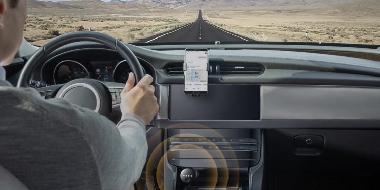 In viaggio con Google Assistant grazie a Roav Bolt, l’ultimo nato in casa Google