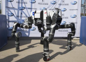Robosimian: l’aiuto arriva da braccia artificiali