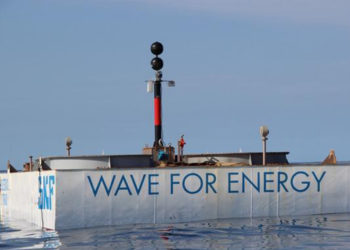 Energia elettrica dal sole e dalle onde – l’impianto del futuro
