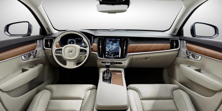 Con Volvo, le auto comunicano tra loro i pericoli su strada in tempo reale