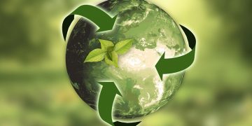 EarthBi, arriva dall’Italia la nuova plastica biodegradabile e tracciabile tramite blockchain