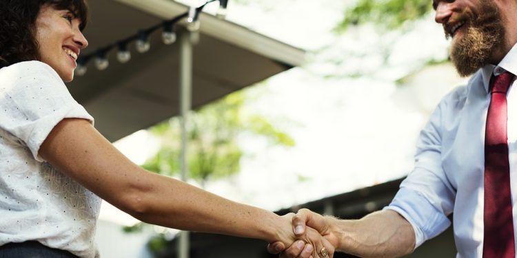 WT2 Translator, dialogare in altre lingue non è mai stato cosi facile