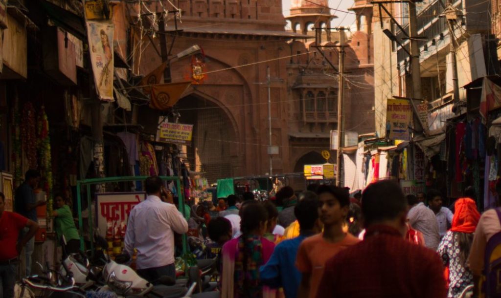 isolamento coronavirus treni india