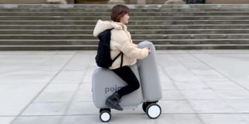 giappone poimo scooter gonfiabile