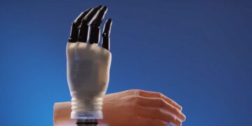 L’IIT presenta Hannes, la protesi biometrica più simile ad una mano umana