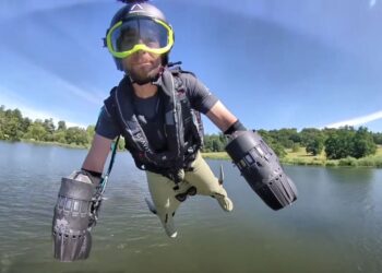 tuta volante salvare alpinisti