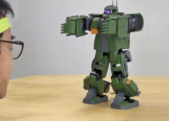 robot mente giappone