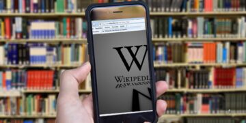 20 anni di Wikipedia. Curiosità sull’enciclopedia più famosa al mondo