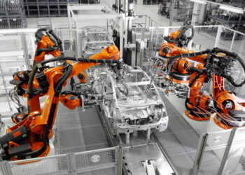 robotica automotive logistica