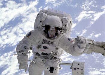 Un avanzato sistema di edge computing per la ISS (Stazione Spaziale Internazionale)