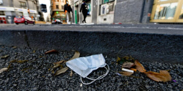 riciclare mascherine strade