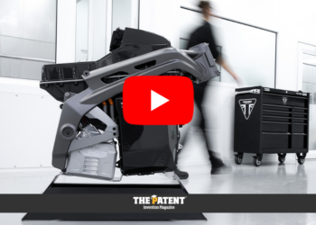 triumph moto elettrica video