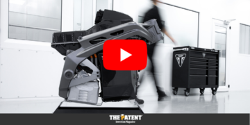 triumph moto elettrica video