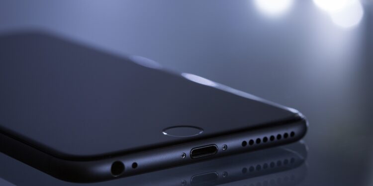 Apple e il suo trovatutto, cos è AirTag?